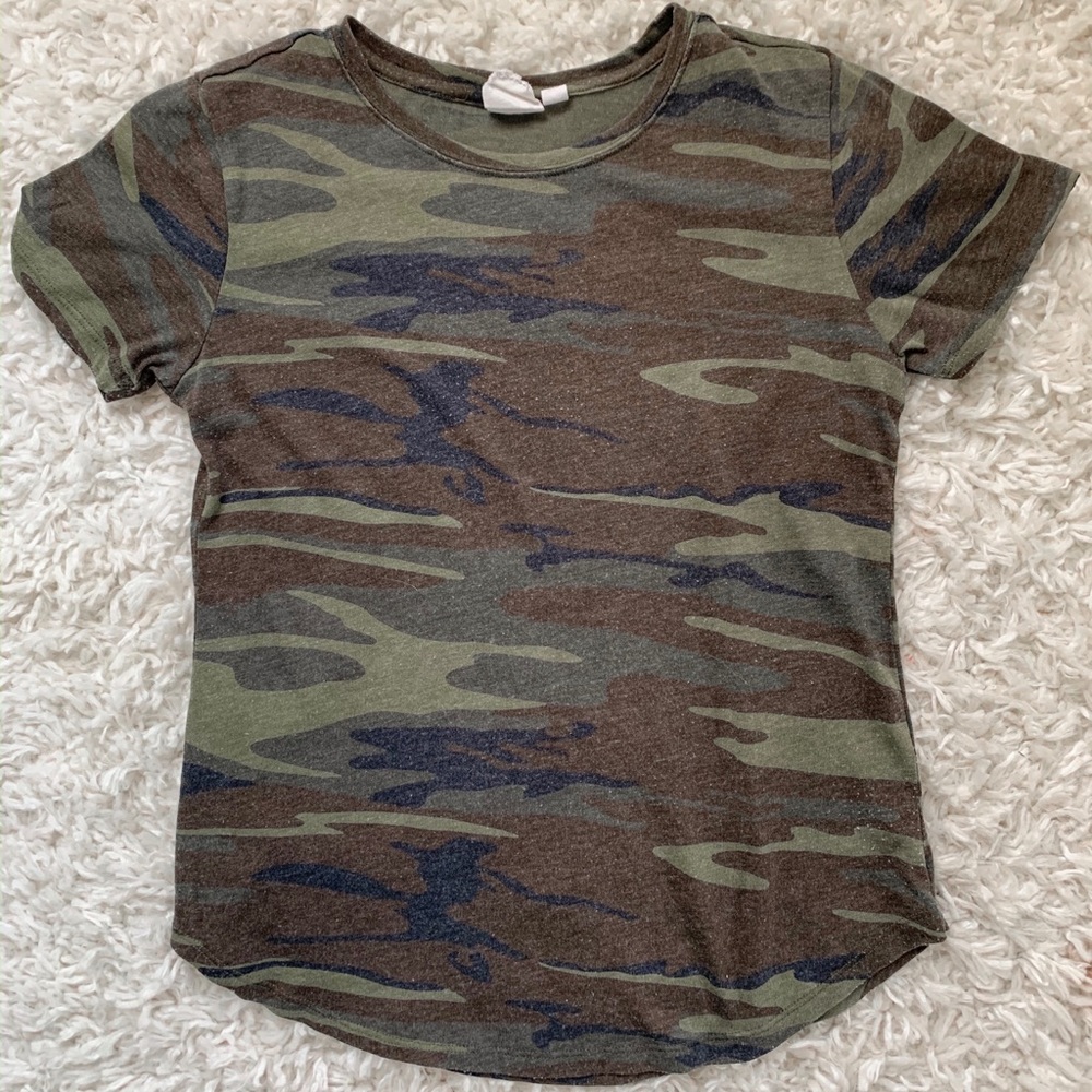 Soft camo tshirt